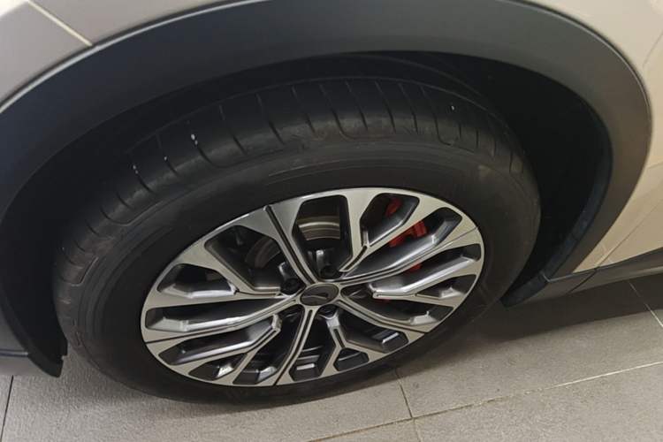 Used Nio ES6 2023 75 kWh Exterior 4