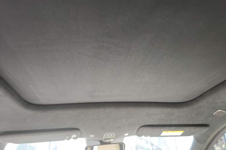 Used Nio ES6 2023 75 kWh Headliner