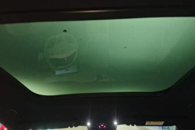 Used Nio ES6 2023 75 kWh Headliner