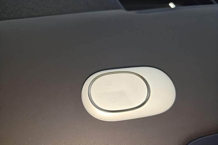 Used Nio ES6 2023 75 kWh Interior 1