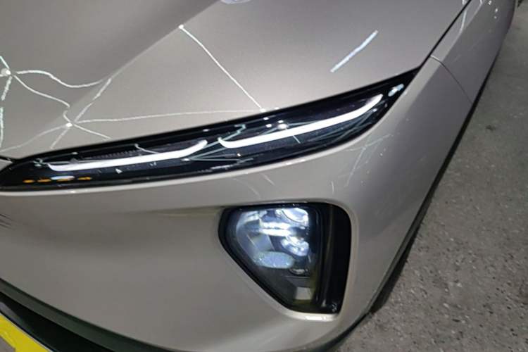 Used Nio ES6 2023 75 kWh Left Front Headlight