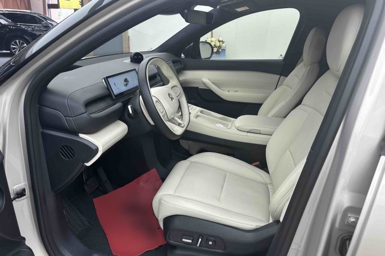 Used Nio ES6 2023 75 kWh Left Front Seat
