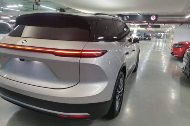 Used Nio ES6 2023 75 kWh Right Rear Taillight