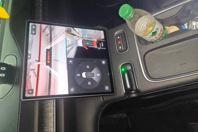 Used Nio ES6 2023 75 kWh Audio And AC Panel