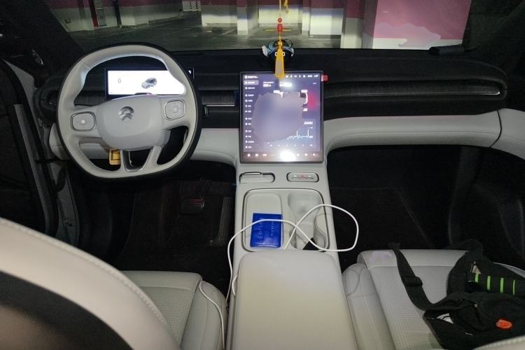 Used Nio ES6 2023 75 kWh Center Console