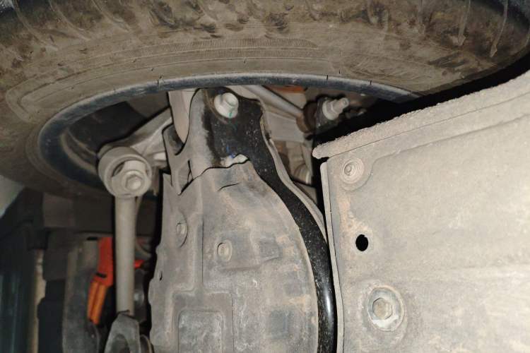 Used Nio ES6 2023 75 kWh Chassis Rear Left