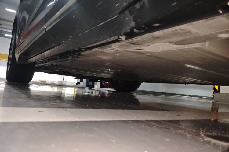 Used Nio ES6 2023 75 kWh Chassis Rear Left