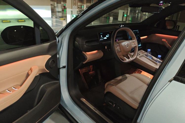 Used Nio ES6 2023 75 kWh Driver Seat