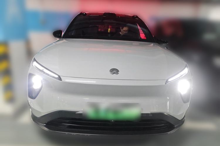 Used Nio ES6 2023 75 kWh Front