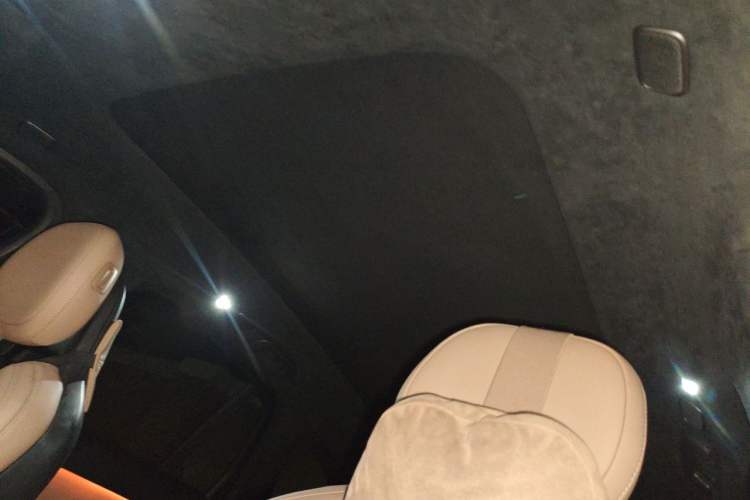 Used Nio ES6 2023 75 kWh Headliner