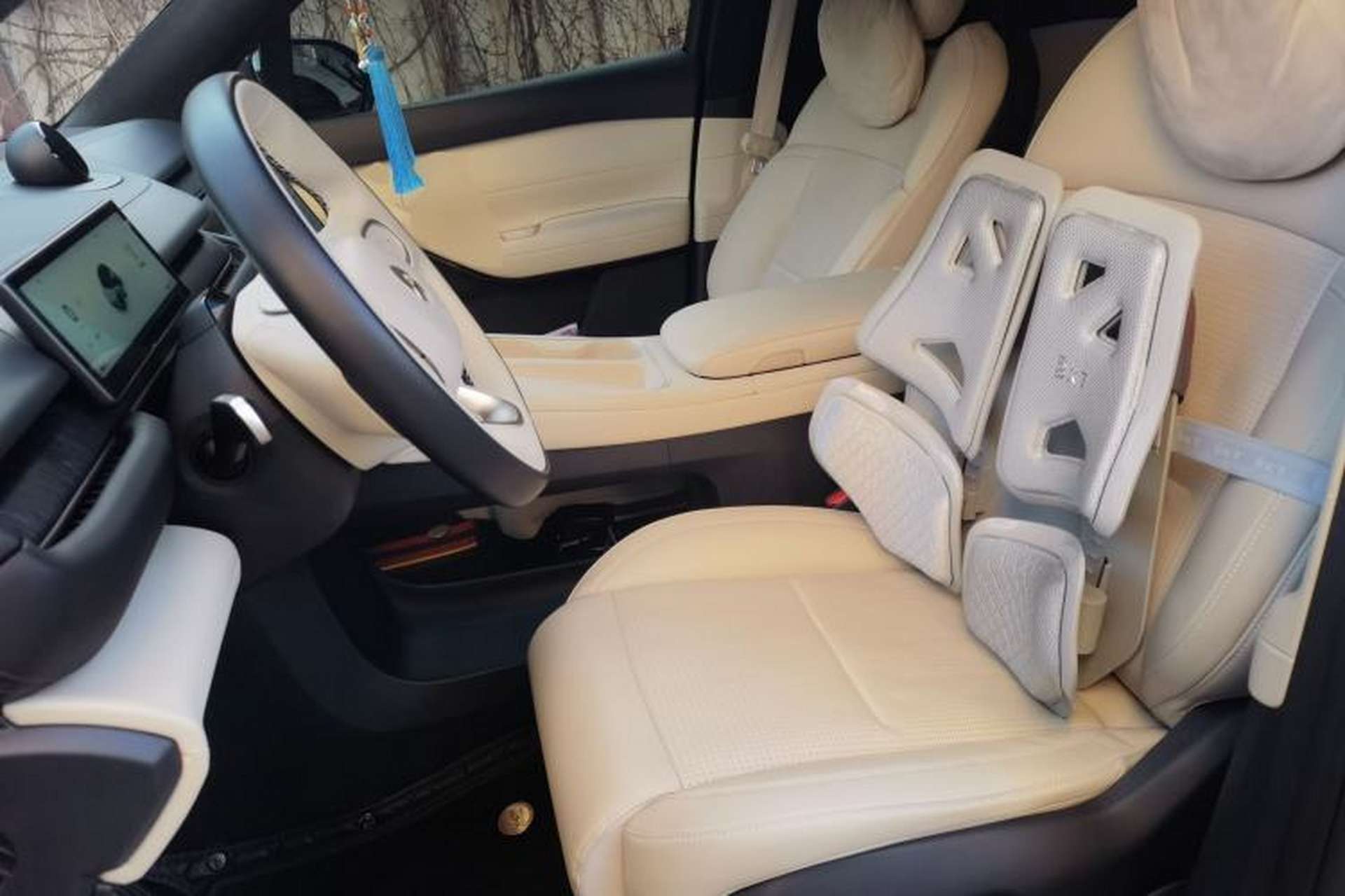 Used Nio ES6 2023 75 kWh Left Front Seat