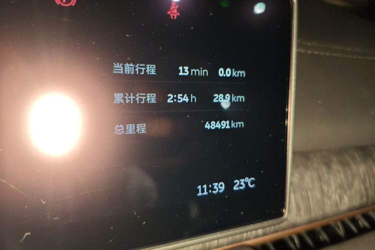 Used Nio ES6 2023 75 kWh Odometer Close Up