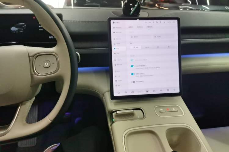 Used Nio ES6 2023 75 kWh Audio And AC Panel