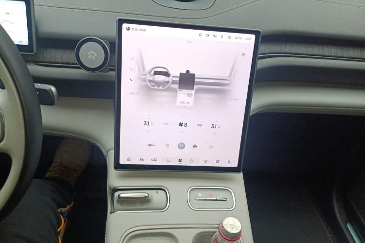 Used Nio ES6 2023 75 kWh Audio And AC Panel