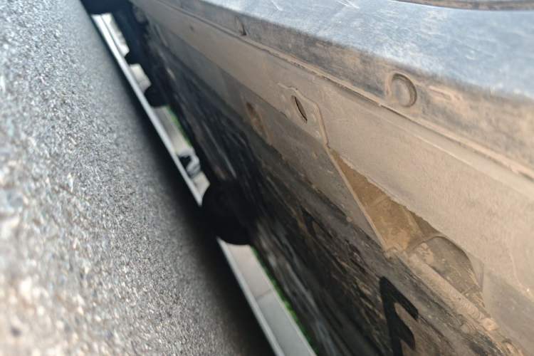 Used Nio ES6 2023 75 kWh Chassis Rear Left