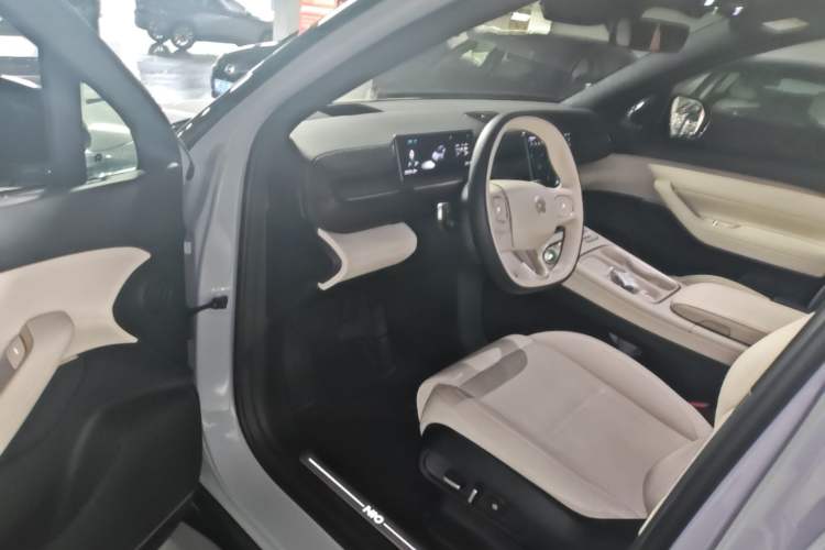 Used Nio ES6 2023 75 kWh Driver Seat