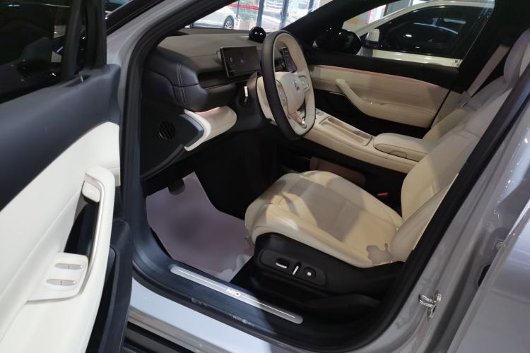 Used Nio ES6 2023 75 kWh Driver Seat