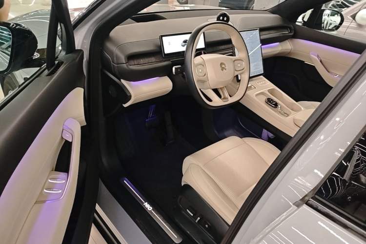 Used Nio ES6 2023 75 kWh Driver Seat