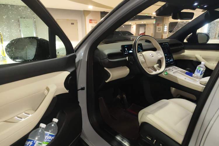 Used Nio ES6 2023 75 kWh Driver Seat