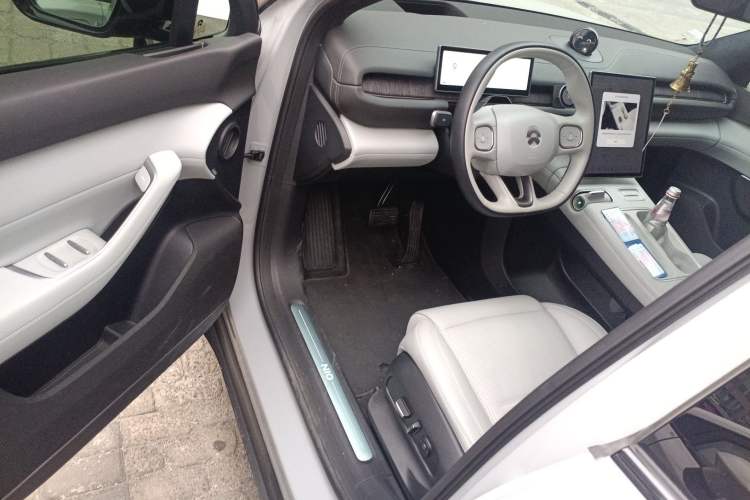 Used Nio ES6 2023 75 kWh Driver Seat