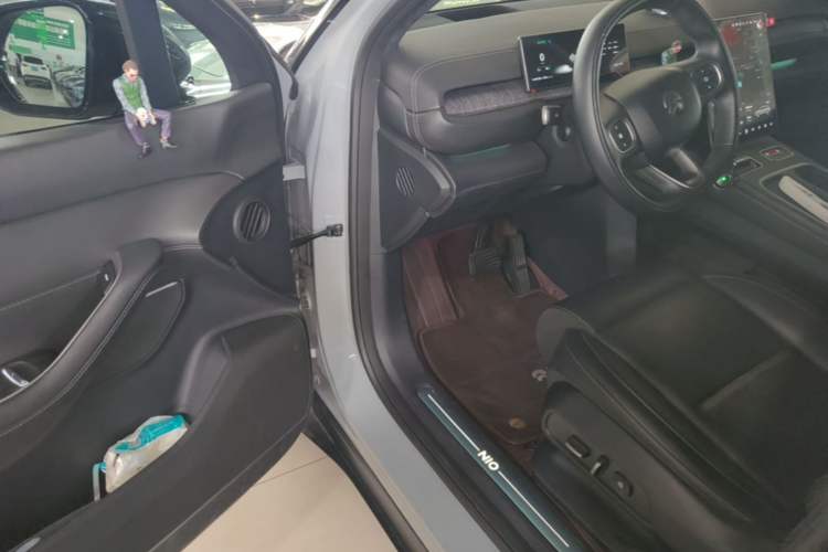 Used Nio ES6 2023 75 kWh Driver Seat