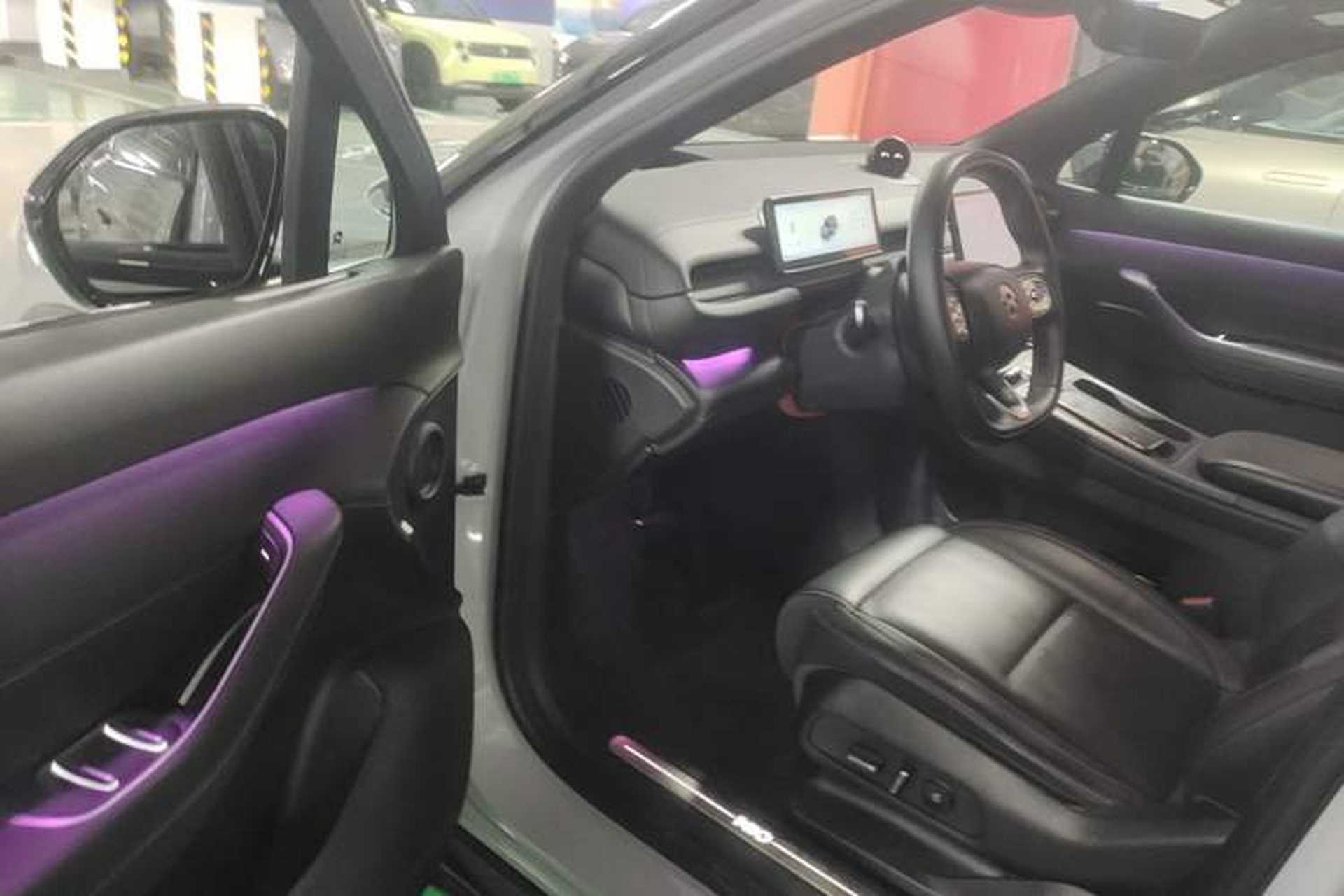 Used Nio ES6 2023 75 kWh Driver Seat