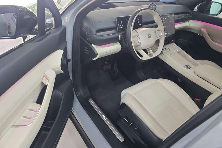 Used Nio ES6 2023 75 kWh Driver Seat