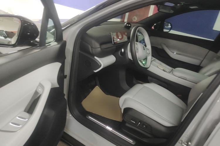 Used Nio ES6 2023 75 kWh Driver Seat