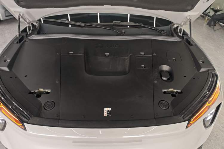 Used Nio ES6 2023 75 kWh Engine Bay