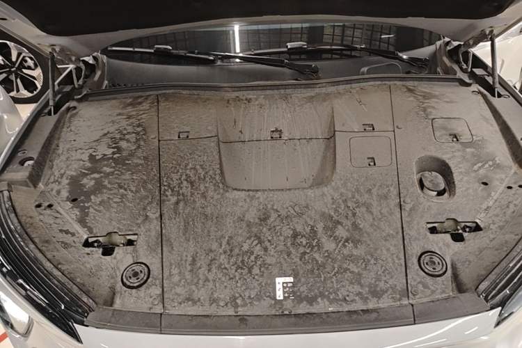 Used Nio ES6 2023 75 kWh Engine Bay