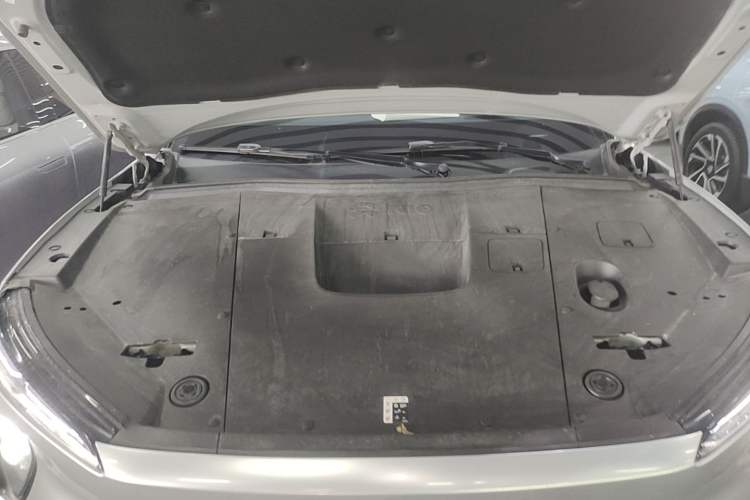 Used Nio ES6 2023 75 kWh Engine Bay
