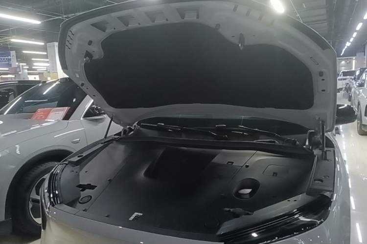 Used Nio ES6 2023 75 kWh Engine Bay