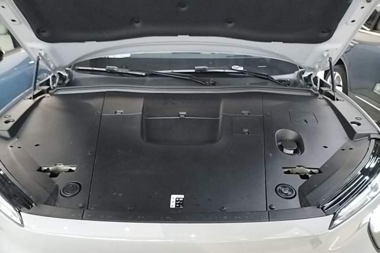 Used Nio ES6 2023 75 kWh Engine Bay
