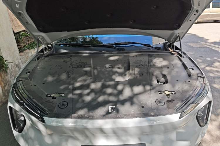 Used Nio ES6 2023 75 kWh Engine Bay