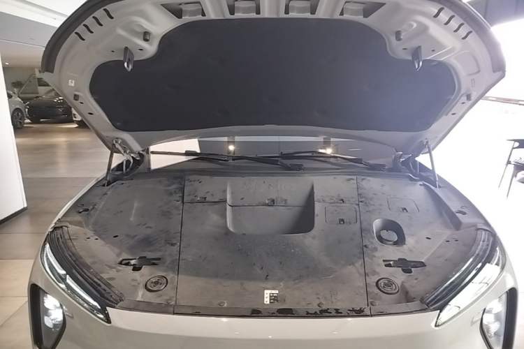 Used Nio ES6 2023 75 kWh Engine Bay