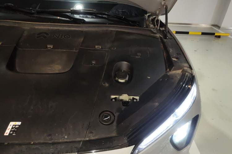 Used Nio ES6 2023 75 kWh Engine Bay Left