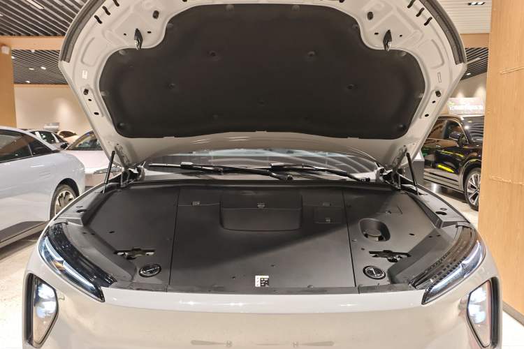 Used Nio ES6 2023 75 kWh Engine Bay