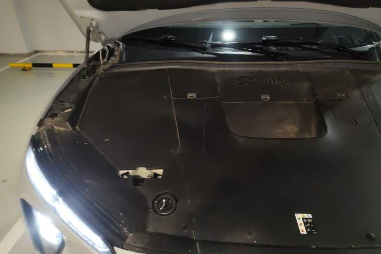Used Nio ES6 2023 75 kWh Engine Bay Right