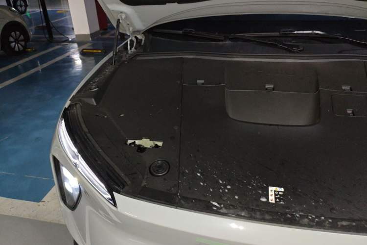 Used Nio ES6 2023 75 kWh Engine Bay Right