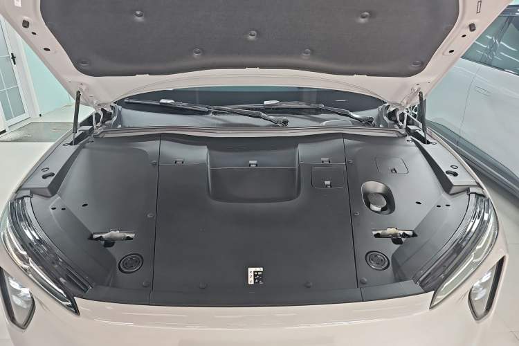 Used Nio ES6 2023 75 kWh Engine Bay