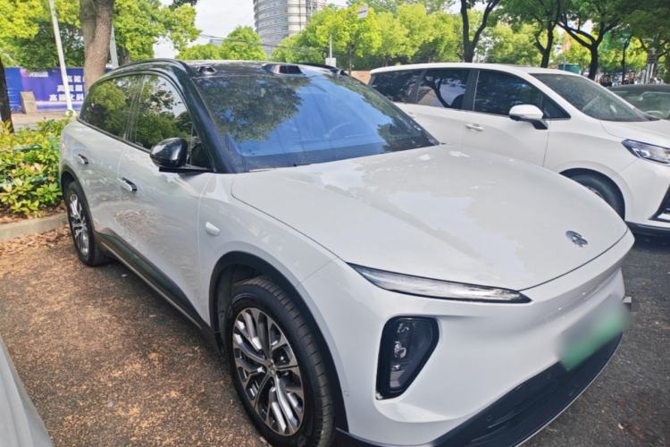 Used Nio ES6 2023 75 kWh Exterior 1