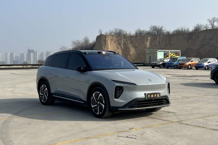 Used Nio ES6 2023 75 kWh Exterior 2