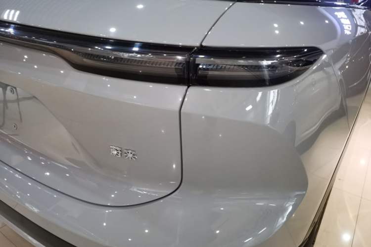 Used Nio ES6 2023 75 kWh Exterior 3