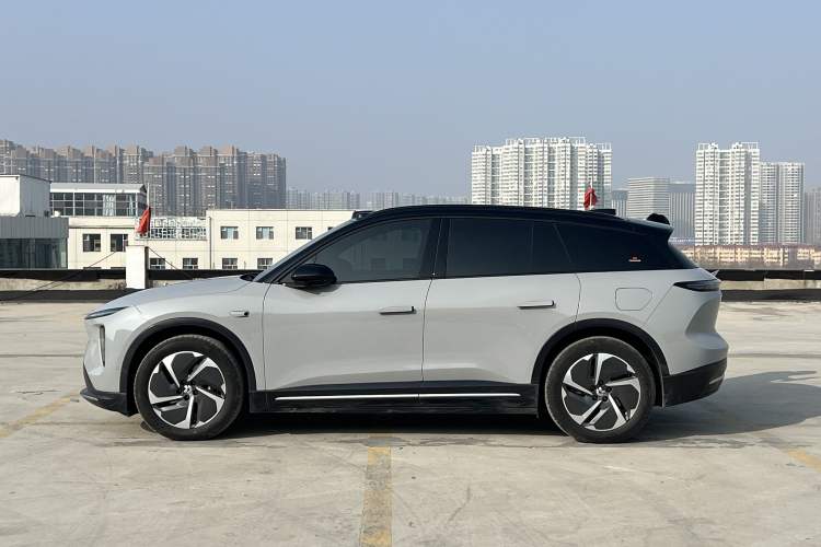 Used Nio ES6 2023 75 kWh Exterior 3