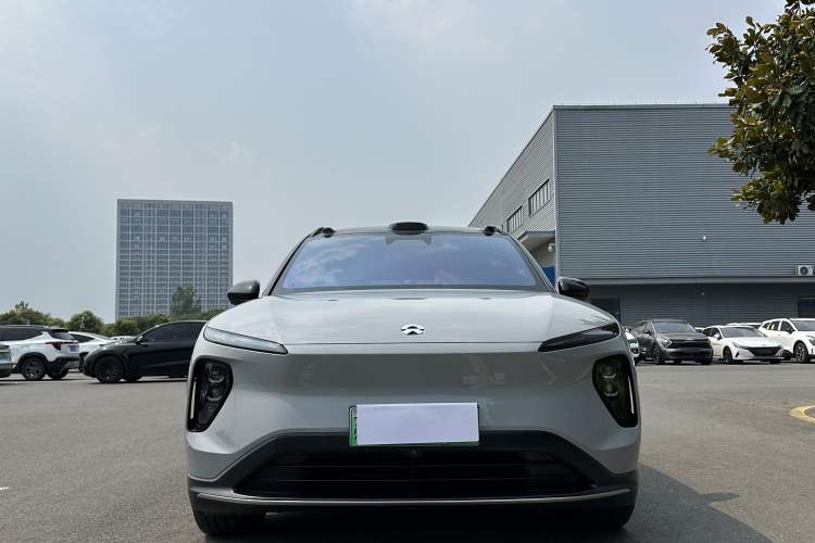 Used Nio ES6 2023 75 kWh Exterior 4