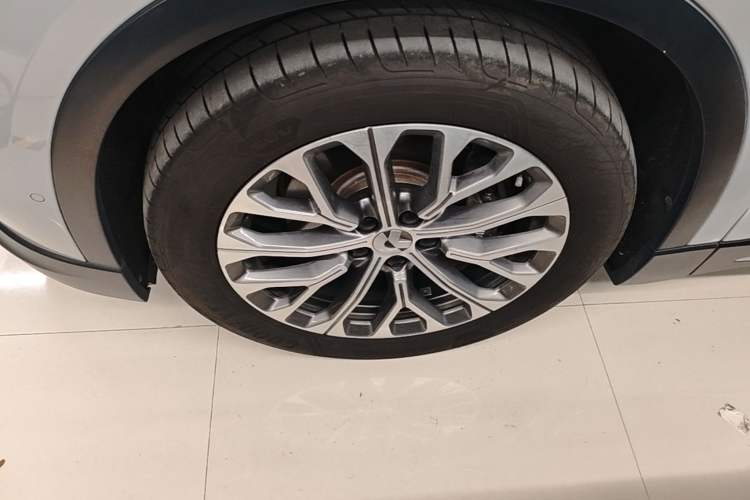 Used Nio ES6 2023 75 kWh Exterior 4