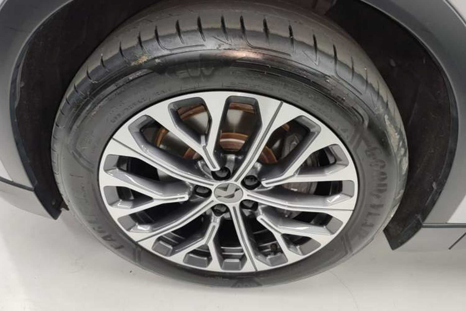 Used Nio ES6 2023 75 kWh Exterior 4