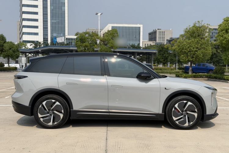 Used Nio ES6 2023 75 kWh Exterior 4