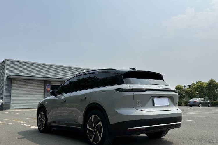 Used Nio ES6 2023 75 kWh Exterior 5