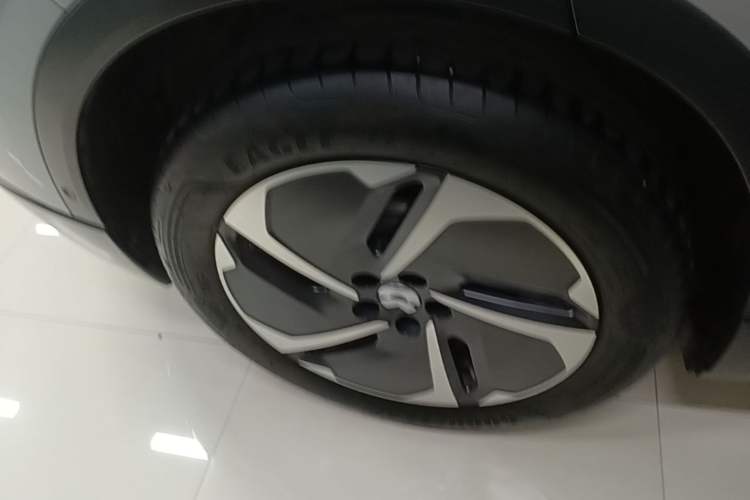 Used Nio ES6 2023 75 kWh Exterior 5